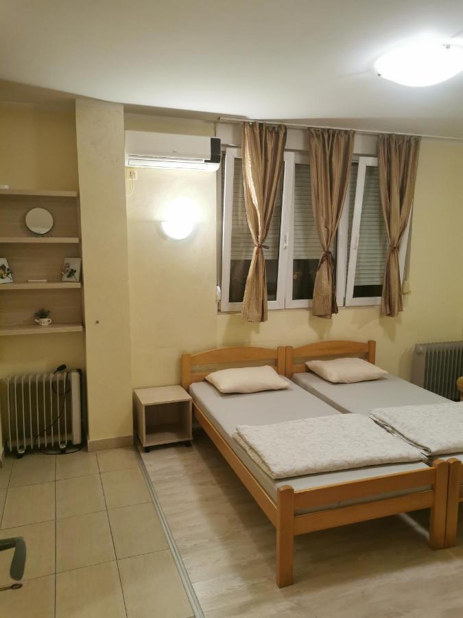 Agape Downtown Lägenhet Belgrad Exteriör bild